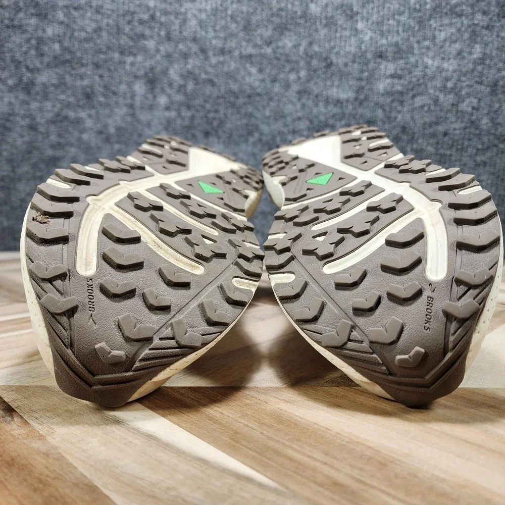 Brooks Divide 5 Women's 10 Coconut Almond 1204181B080 Trail Running Shoes